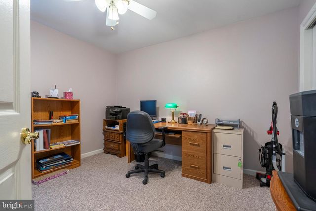 779 HUNTER DR, Pennsburg, PA 18073