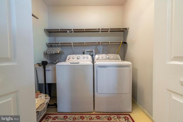 779 HUNTER DR, Pennsburg, PA 18073