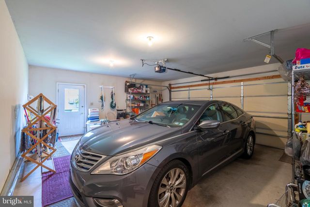 779 HUNTER DR, Pennsburg, PA 18073