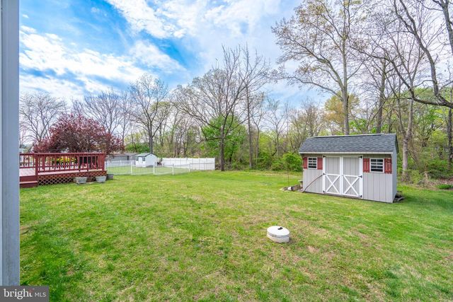 779 HUNTER DR, Pennsburg, PA 18073