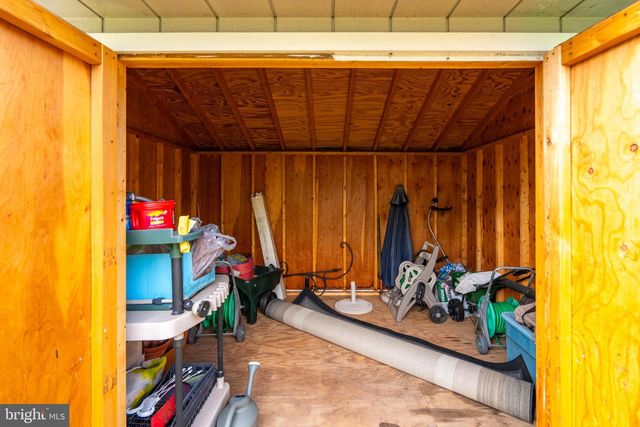779 HUNTER DR, Pennsburg, PA 18073
