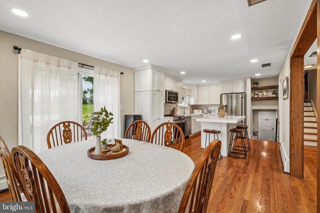 622 HIGHLAND DR, Perkasie, PA 18944