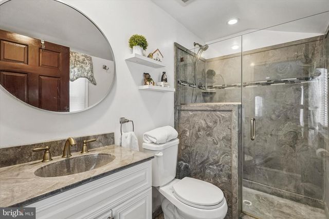 622 HIGHLAND DR, Perkasie, PA 18944