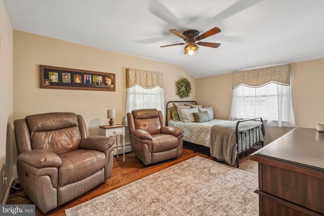 622 HIGHLAND DR, Perkasie, PA 18944