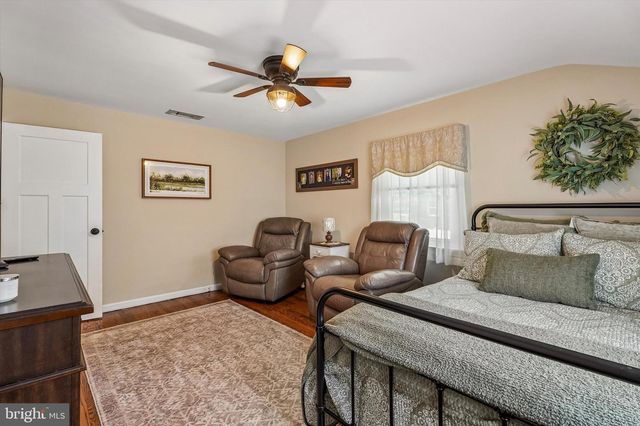 622 HIGHLAND DR, Perkasie, PA 18944