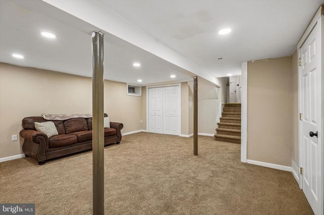 622 HIGHLAND DR, Perkasie, PA 18944