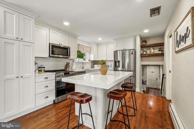622 HIGHLAND DR, Perkasie, PA 18944