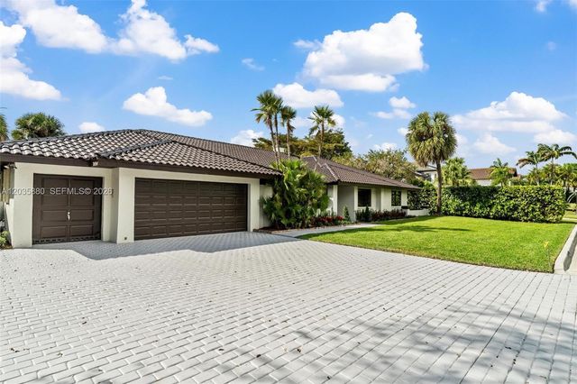 5254 NW 94th Doral Place, Doral, FL 33178