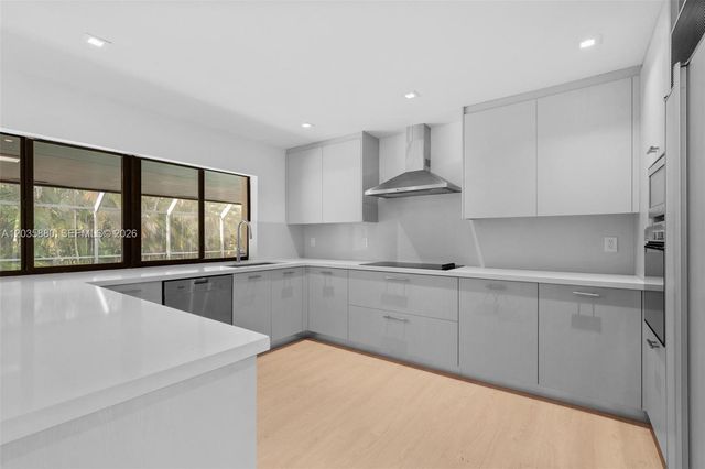 5254 NW 94th Doral Place, Doral, FL 33178
