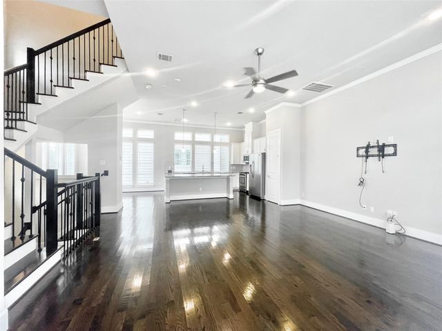 5811 Petty Street A, Houston, TX 77007