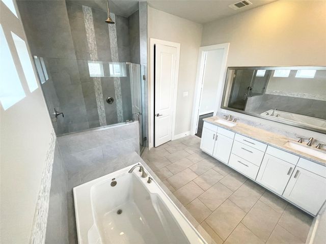 5811 Petty Street A, Houston, TX 77007