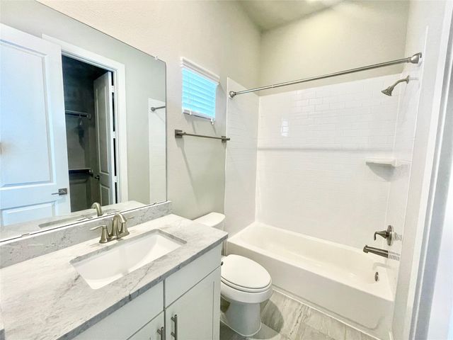 5811 Petty Street A, Houston, TX 77007