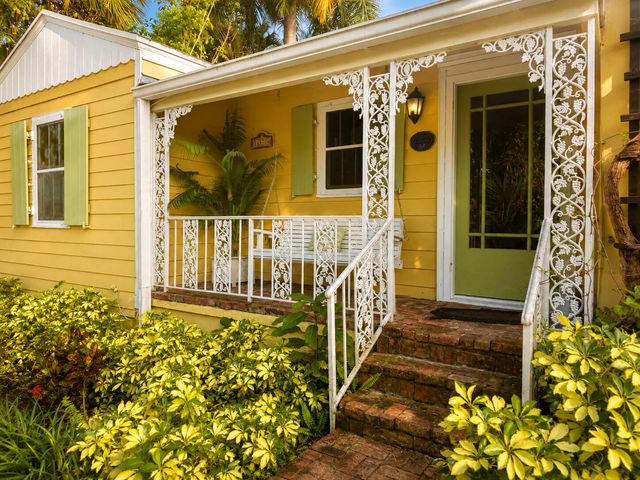 1620 SE 2ND Court, Fort Lauderdale, FL 33301