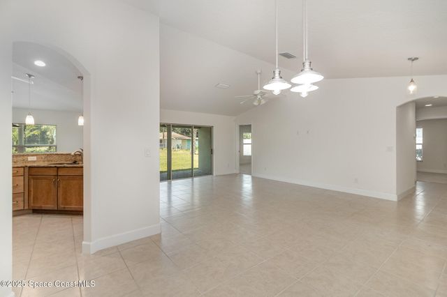 691 Belvedere Road NW, Palm Bay, FL 32907
