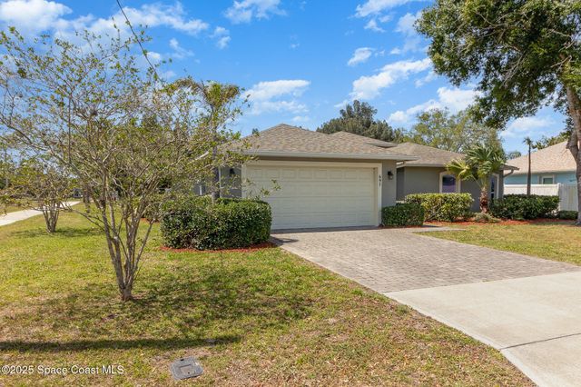 691 Belvedere Road NW, Palm Bay, FL 32907