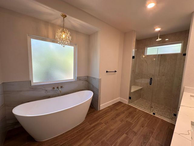 211 Helemano DR, Bastrop, TX 78602