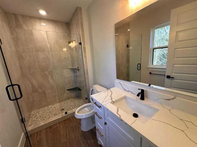 211 Helemano DR, Bastrop, TX 78602