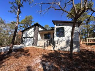 211 Helemano DR, Bastrop, TX 78602