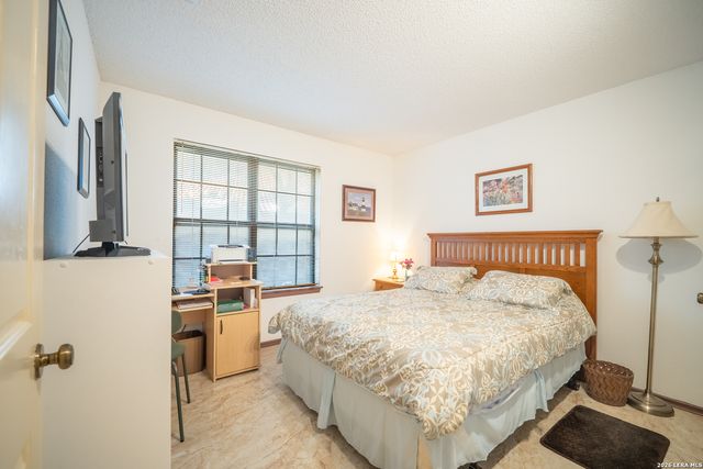 4212 Medical Dr Unit 1007, San Antonio, TX 78229
