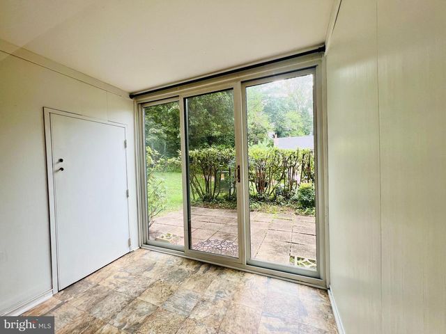 10570 TWIN RIVERS RD #A1, Columbia, MD 21044