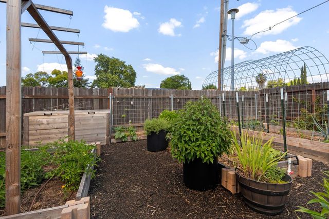 7506 Saybrook Dr, Citrus Heights, CA 95621