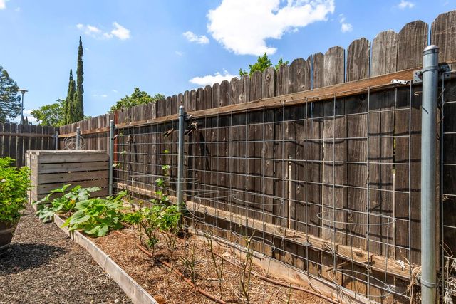 7506 Saybrook Dr, Citrus Heights, CA 95621