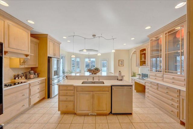 2580 Lakewood Forest RD, Moneta, VA 24121