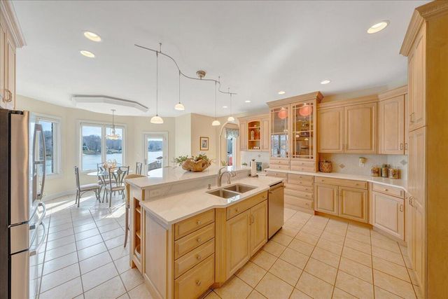 2580 Lakewood Forest RD, Moneta, VA 24121