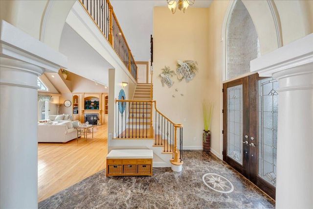 2580 Lakewood Forest RD, Moneta, VA 24121