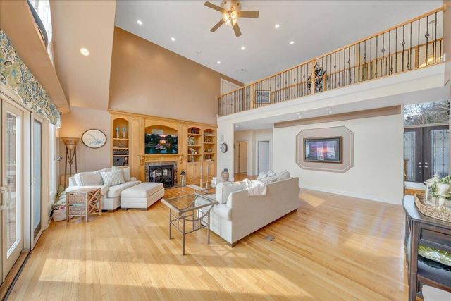 2580 Lakewood Forest RD, Moneta, VA 24121