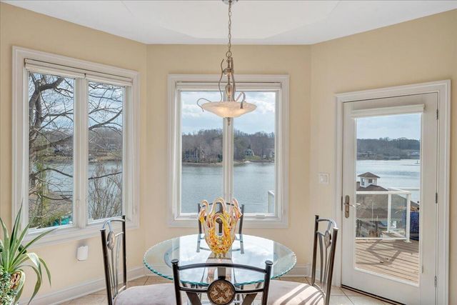 2580 Lakewood Forest RD, Moneta, VA 24121