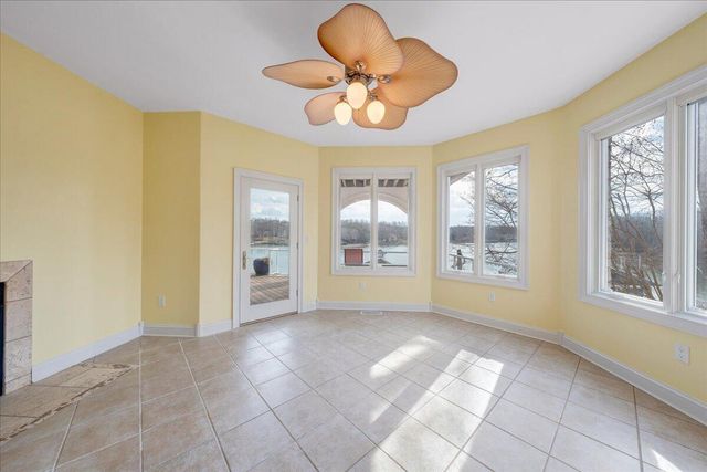 2580 Lakewood Forest RD, Moneta, VA 24121