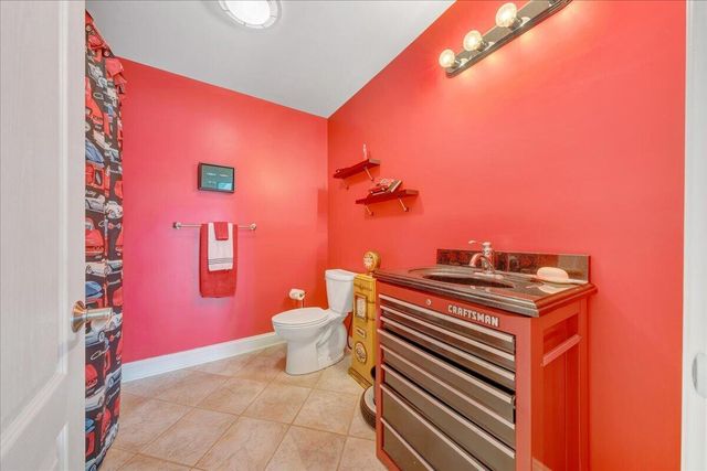 2580 Lakewood Forest RD, Moneta, VA 24121