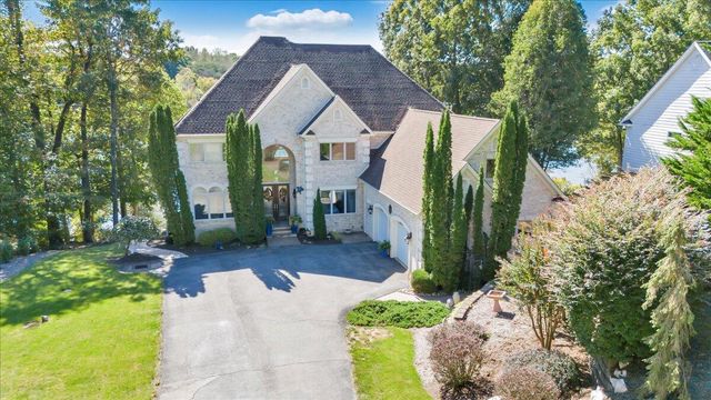 2580 Lakewood Forest RD, Moneta, VA 24121