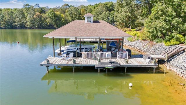 2580 Lakewood Forest RD, Moneta, VA 24121