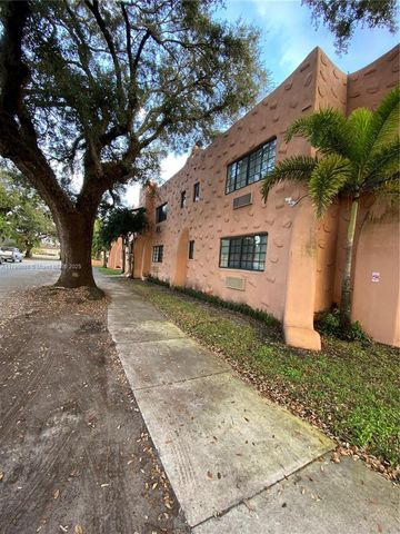 200 Azure Way, Miami Springs, FL 33166