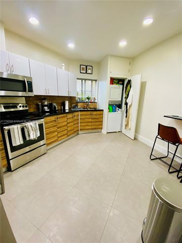 200 Azure Way, Miami Springs, FL 33166