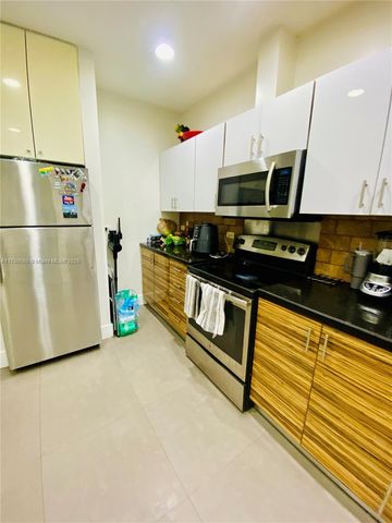 200 Azure Way, Miami Springs, FL 33166