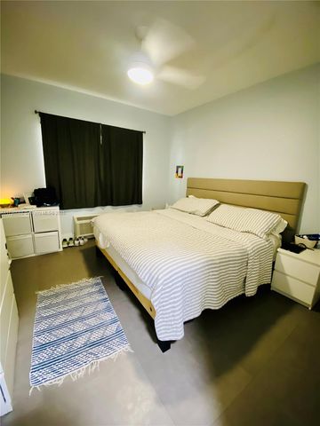 200 Azure Way, Miami Springs, FL 33166