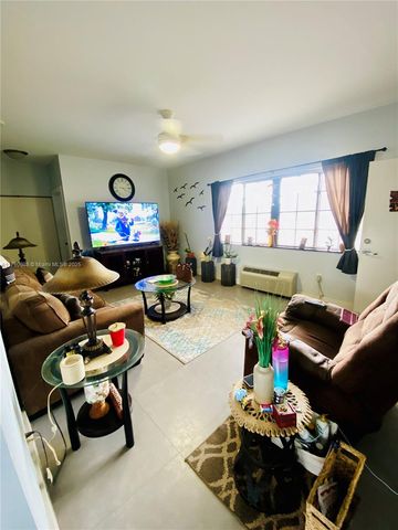 200 Azure Way, Miami Springs, FL 33166