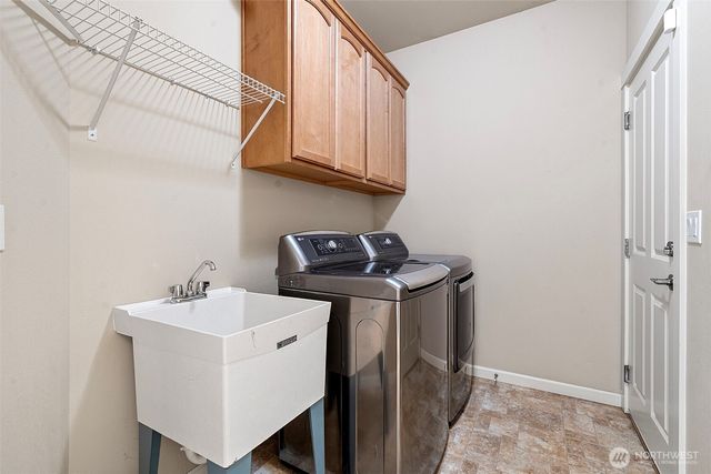 4006 33rd Street NE, Tacoma, WA 98422
