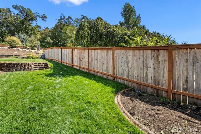 4006 33rd Street NE, Tacoma, WA 98422