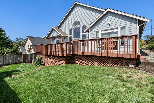4006 33rd Street NE, Tacoma, WA 98422