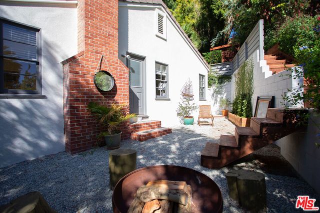 2230 Fink Street, Los Angeles, CA 90068