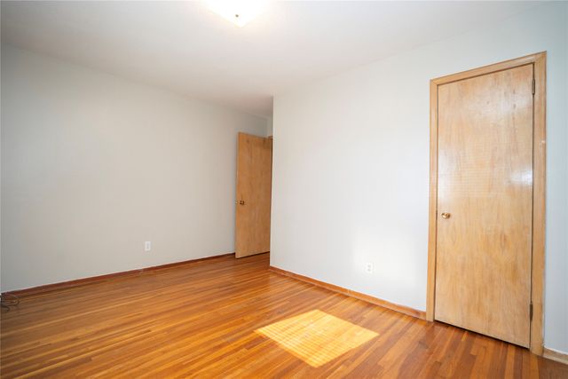 716 E 11th Street N, Newton, IA 50208