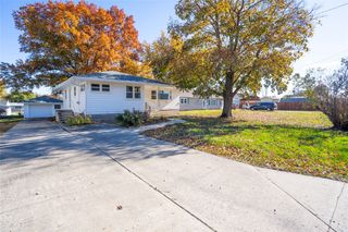 716 E 11th Street N, Newton, IA 50208