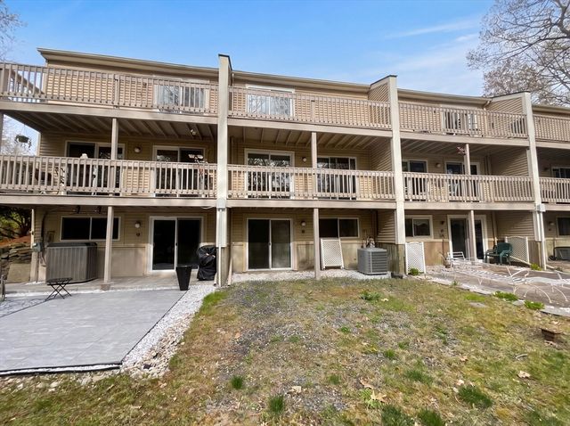 20 Lordvale Blvd 202, Grafton, MA 01536
