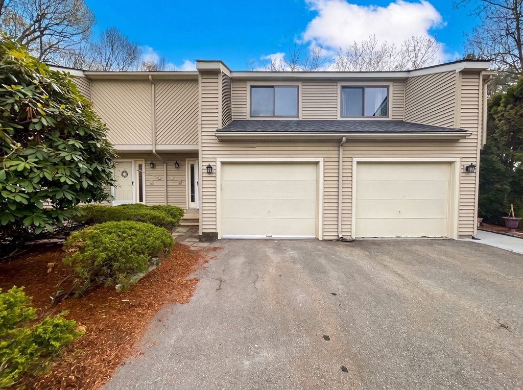 20 Lordvale Blvd 202, Grafton, MA 01536