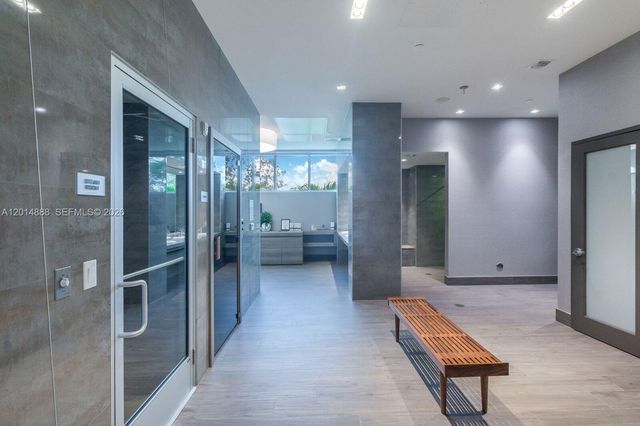 17111 Biscayne Blvd PH2, North Miami Beach, FL 33160