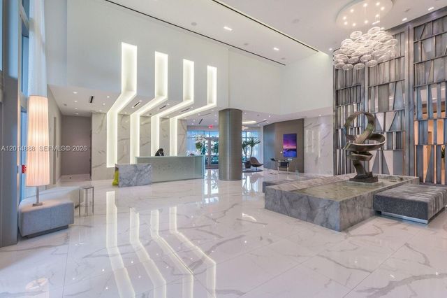 17111 Biscayne Blvd PH2, North Miami Beach, FL 33160
